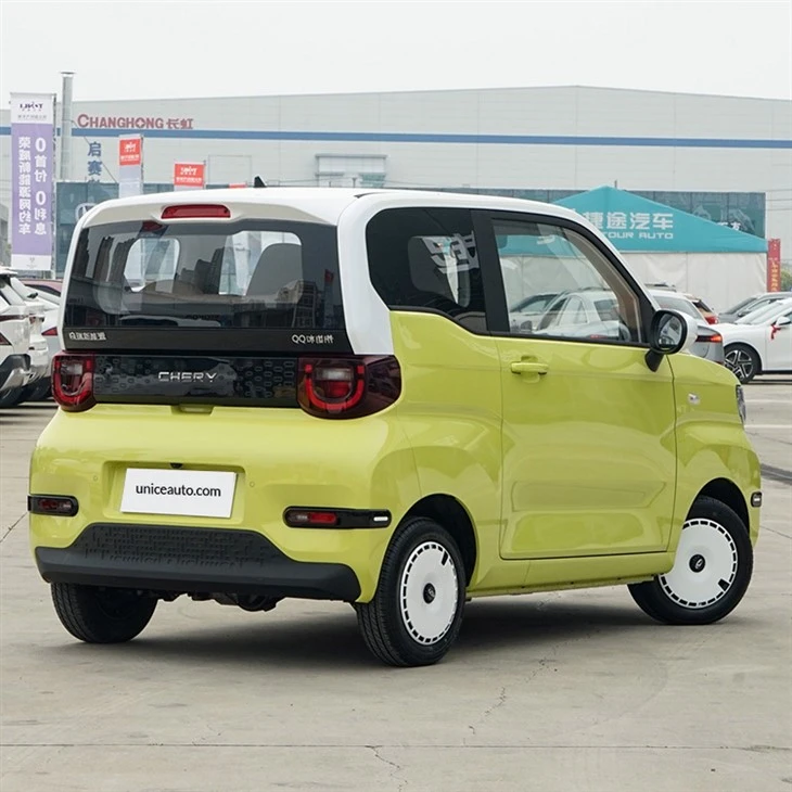 QQ Ice Cream 155km Mini Hatchback 